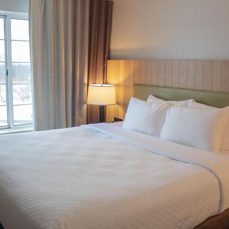 Country Inn & Suites By Radisson, Big Rapids, Mi Eksteriør bilde